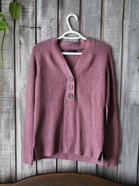 Ribbed Mauve Plum Henley V Neck Pullover Sweater Small